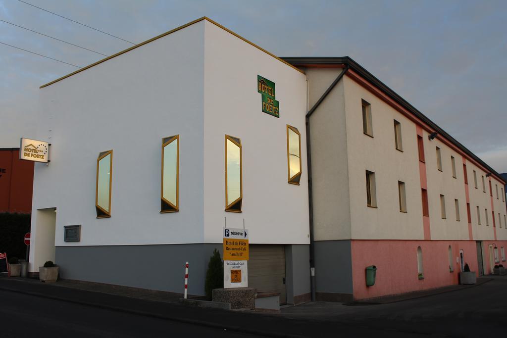 Hotel De Foetz Luaran gambar